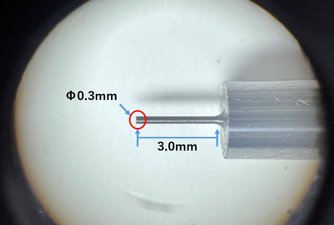 段付きピン　外径φ3.0　先端部φ0.30　有効3.0